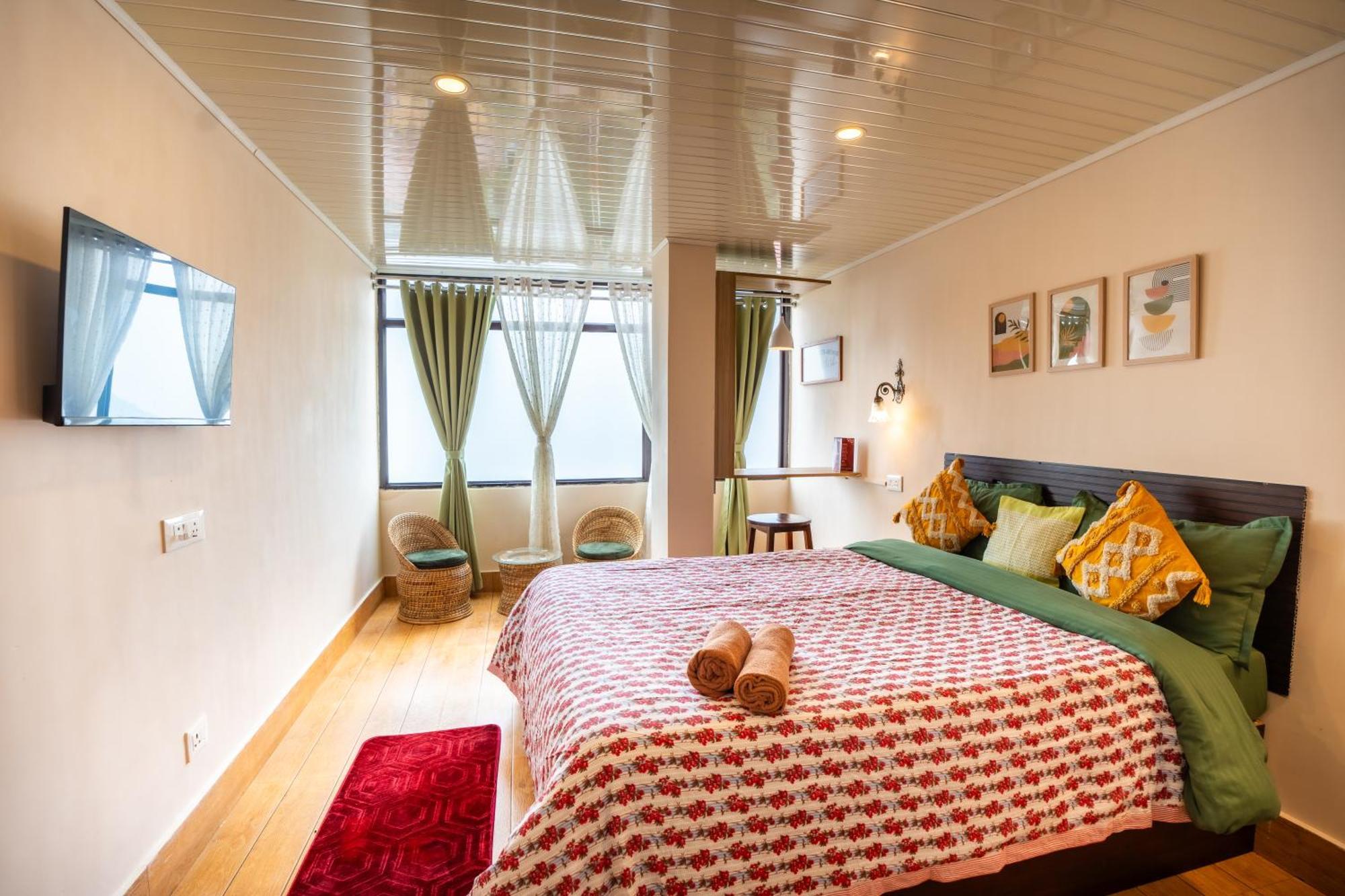 Monratino Himadrie -2 Mins Walk From Mall Road - All Rooms Have Kanchenjunga Mountain View Darjeeling  Dış mekan fotoğraf